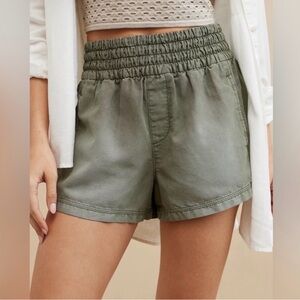 Aerie High Waisted Shorts Women’s S Gray Casual Lounge Athleisure Smocked Casual